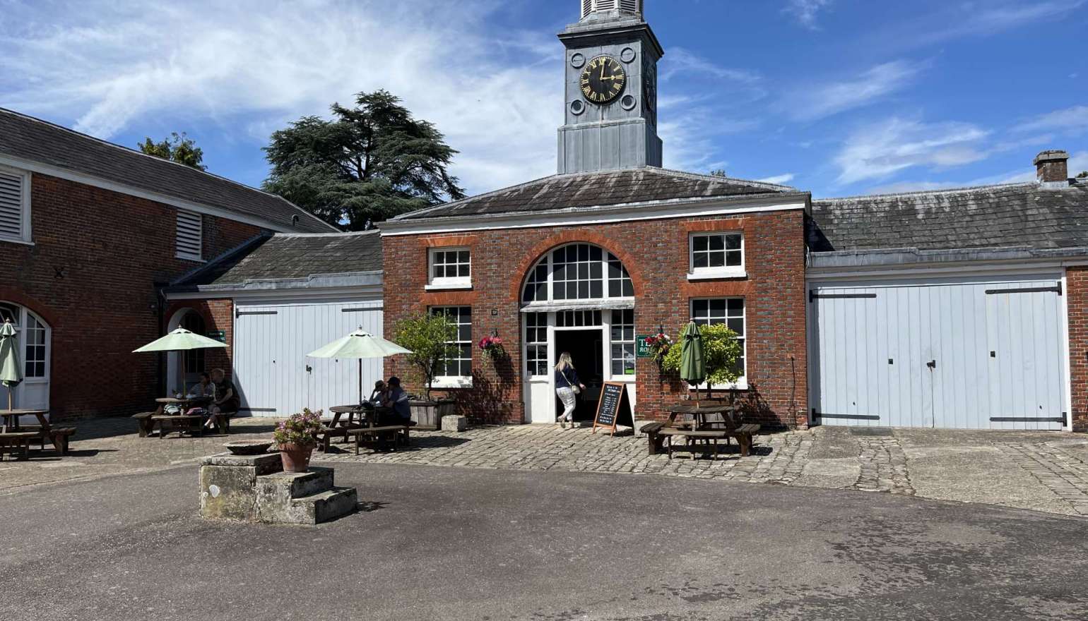 Tea Room and Courtyard Redevelopment